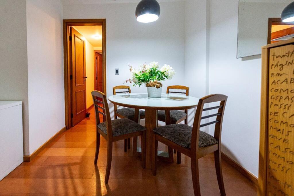 Elegant Ipanema By The Apartment *